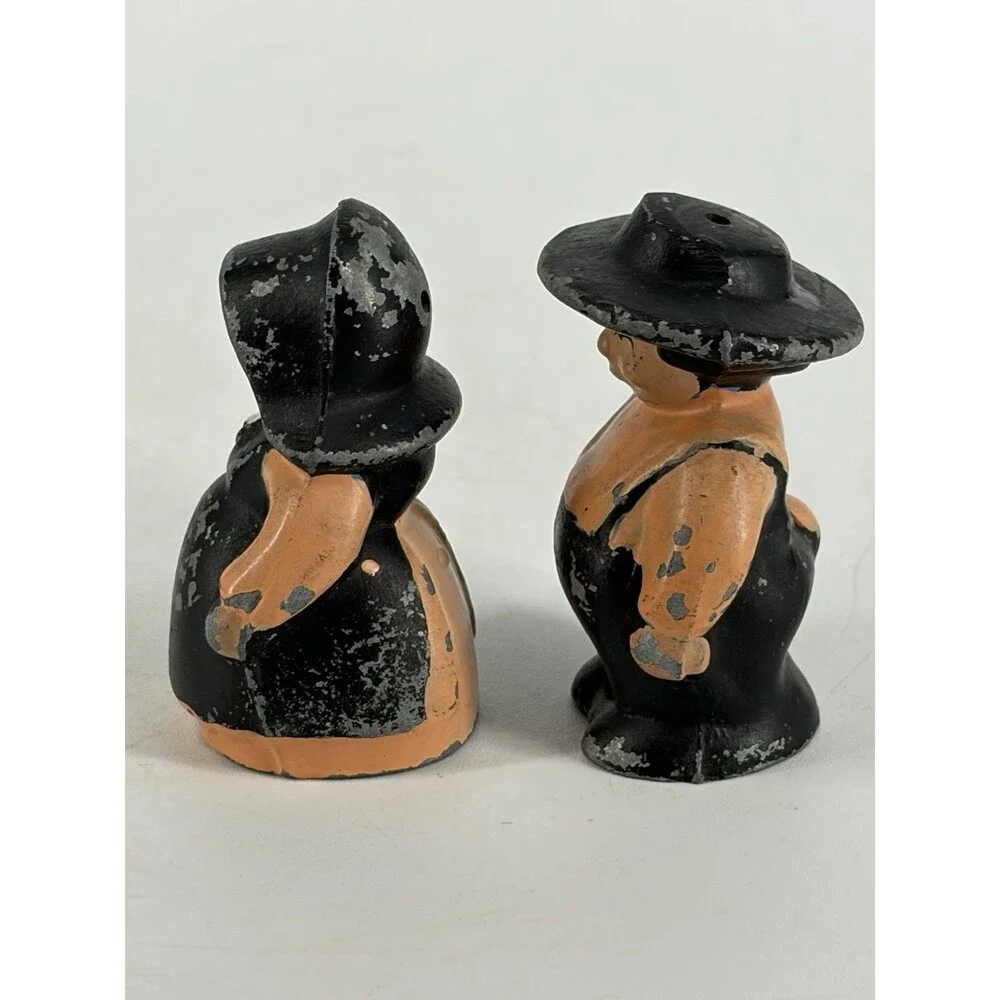 Vintage Cast Iron Salt & Pepper Shakers Amish Couple Man & Woman Peach Black